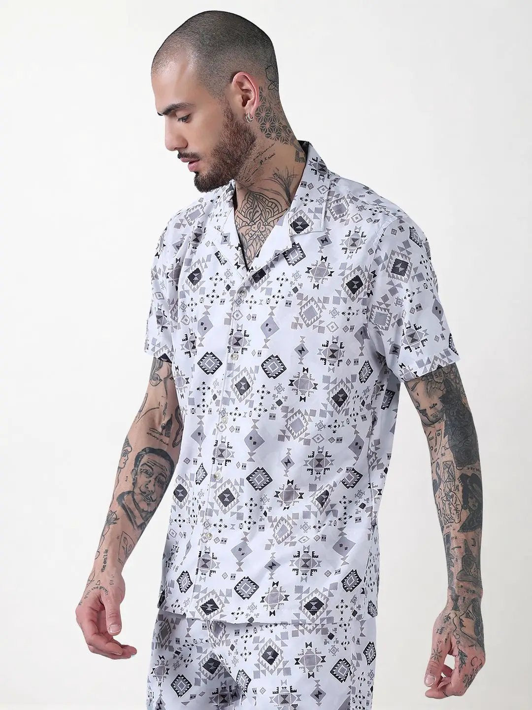 Men's White Printed Cuban Collar Relaxed Fit Co-Ords Set - Uncategorized from SHOWOFFFF