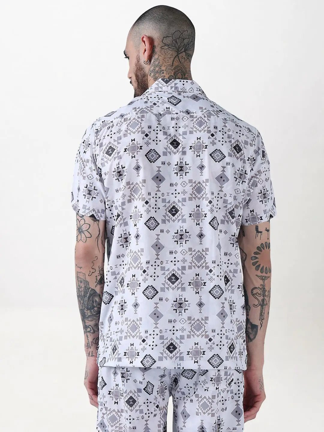 Men's White Printed Cuban Collar Relaxed Fit Co-Ords Set - Uncategorized from SHOWOFFFF