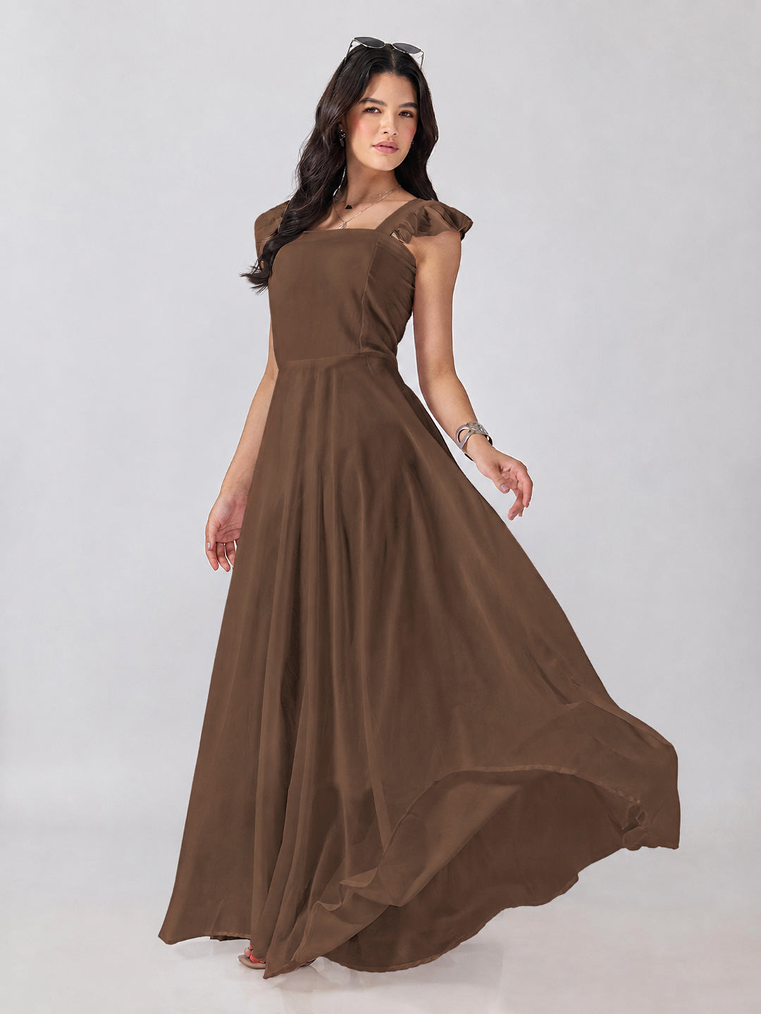 Women’s Brown Maxi Dress with Ruffled Shoulder Straps and Flared Silhouette
