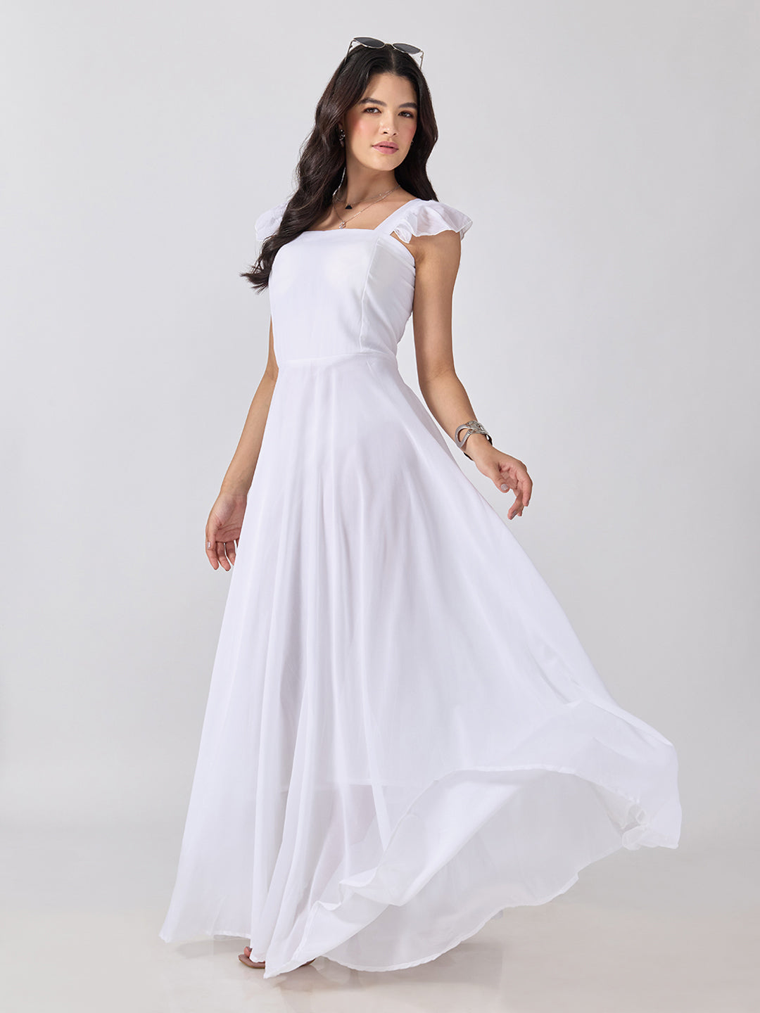 Women’s White Maxi Dress with Ruffled Shoulder Straps and Flared Silhouette