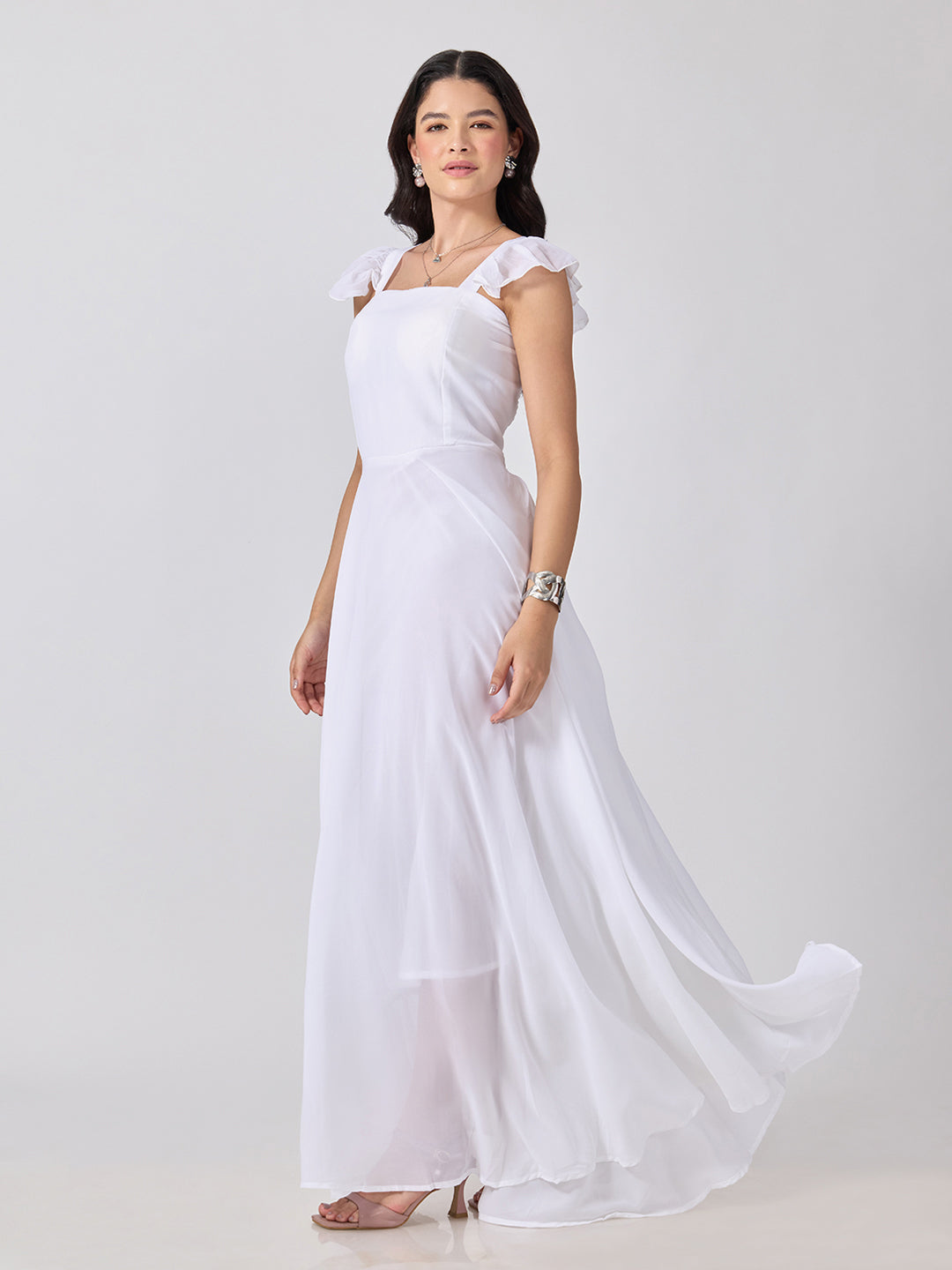 Women’s White Maxi Dress with Ruffled Shoulder Straps and Flared Silhouette