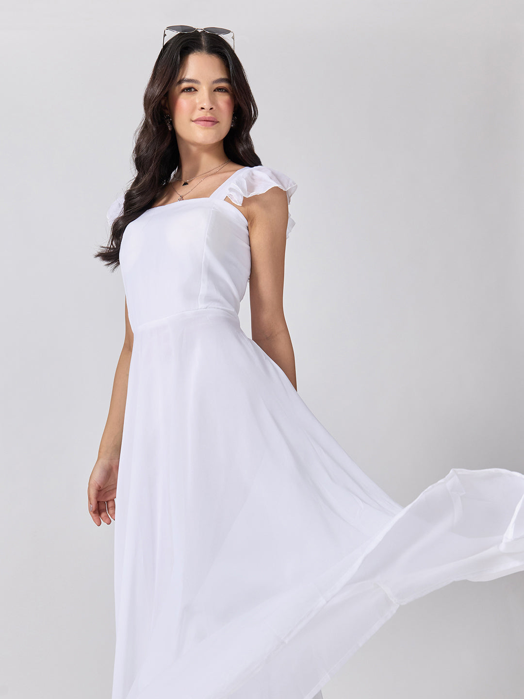 Women’s White Maxi Dress with Ruffled Shoulder Straps and Flared Silhouette