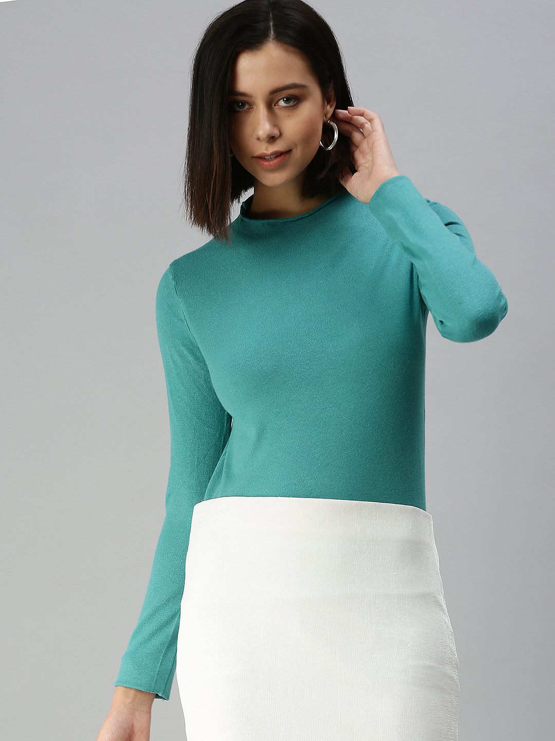 Women's Solid Turquoise Blue Fitted Top