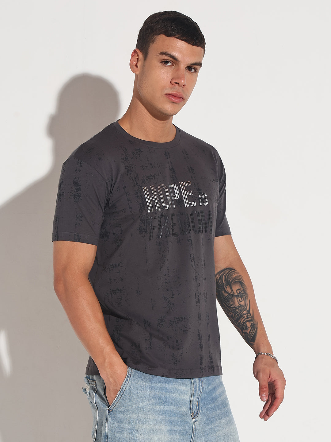 Men's Embellished Typography Grey Printed Round Neck Regular Fit T-Shirt