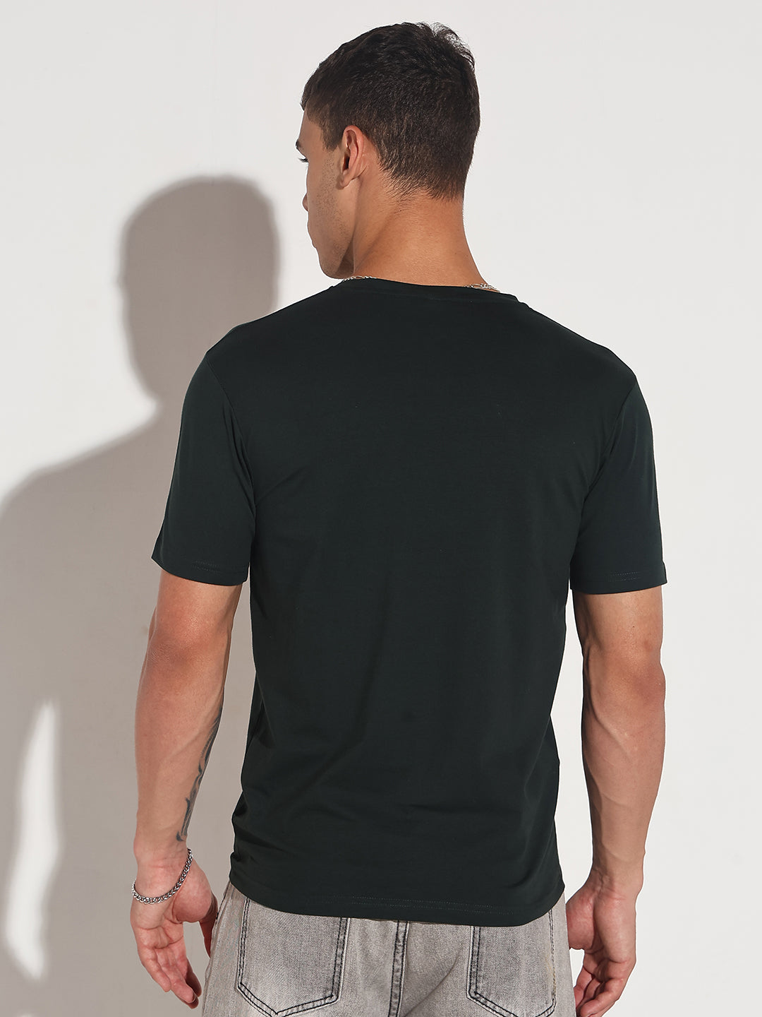 Men's Typography Green Round Neck Regular Fit T-Shirt