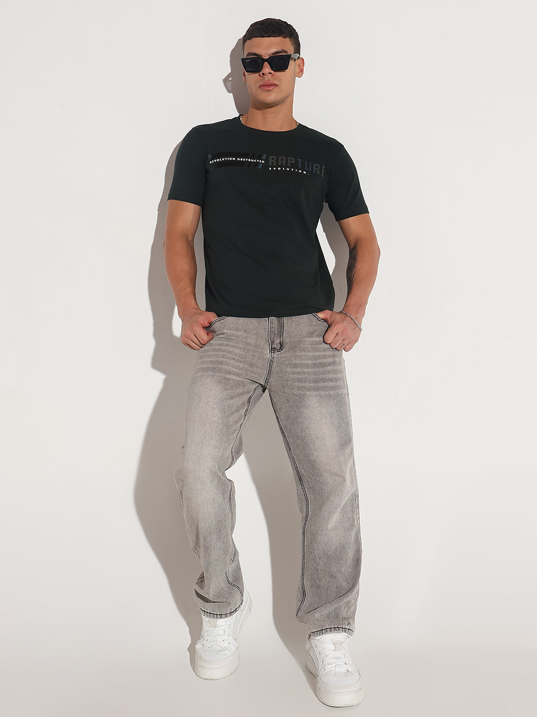 Men's Typography Green Round Neck Regular Fit T-Shirt