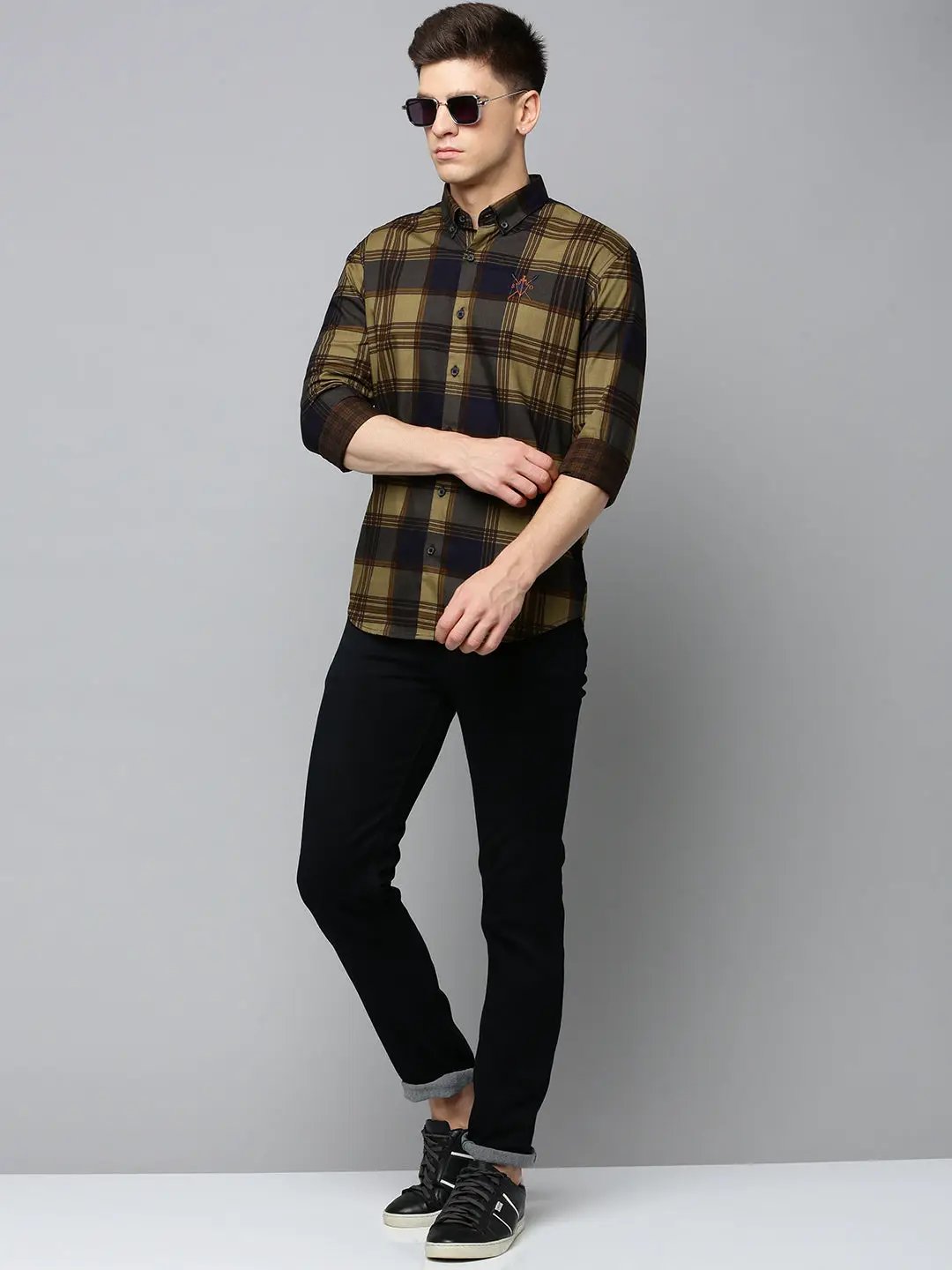 Men's Spread Collar Checked Navy Blue Shirt
