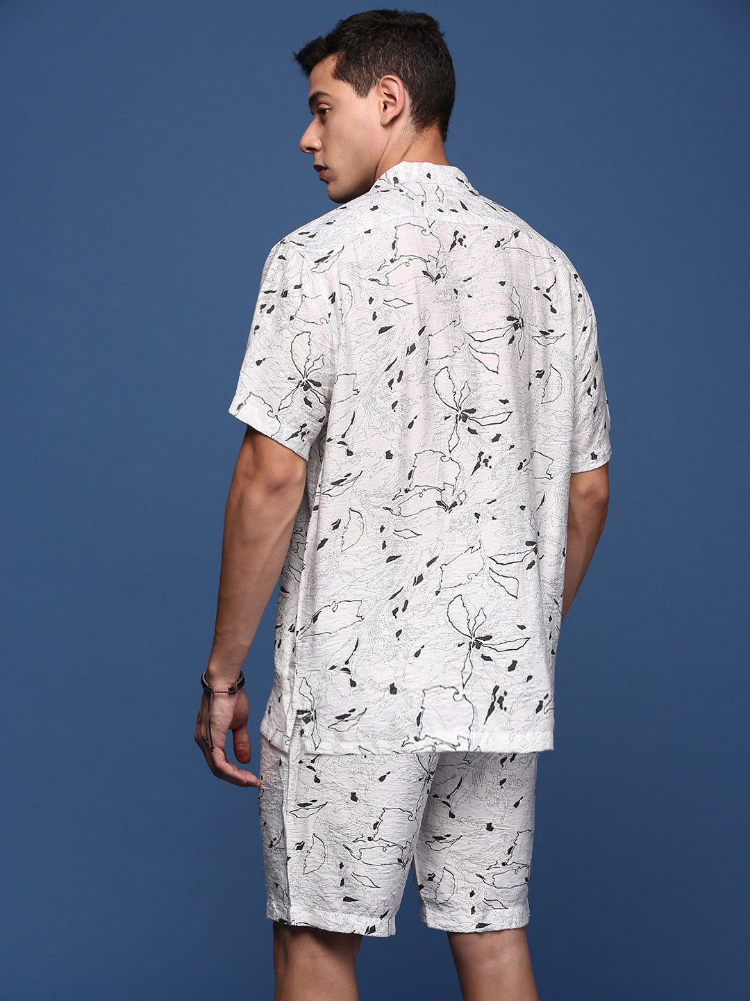 Men Printed Cuban Collar White Relaxed Fit Co-Ords Set