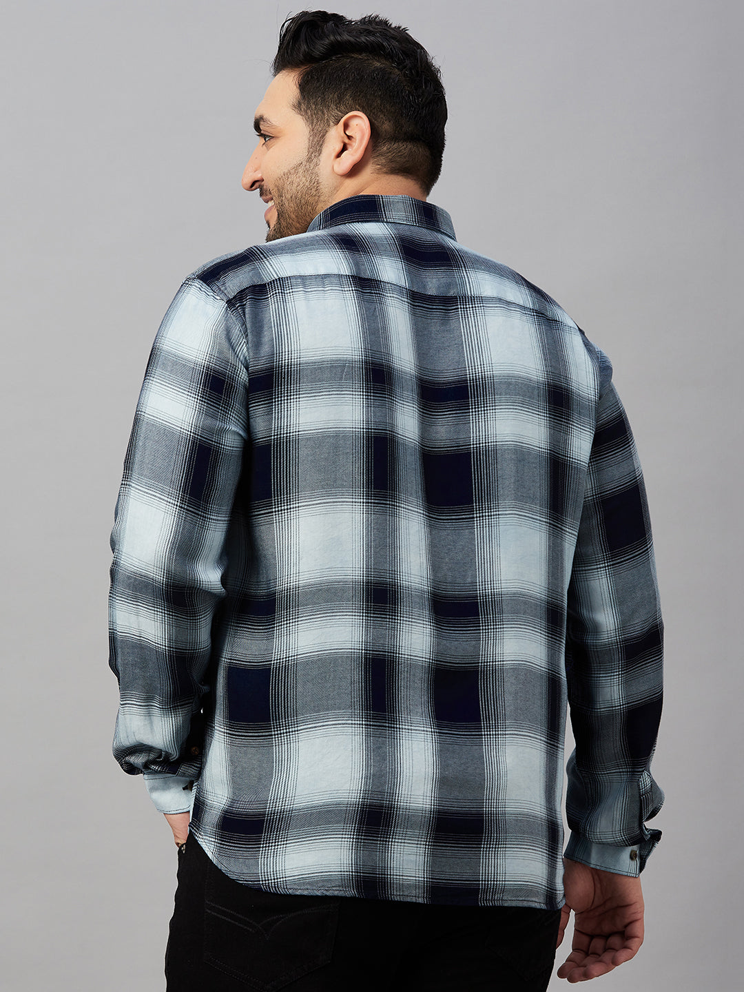 Men Spread Collar Checked Blue Shirt