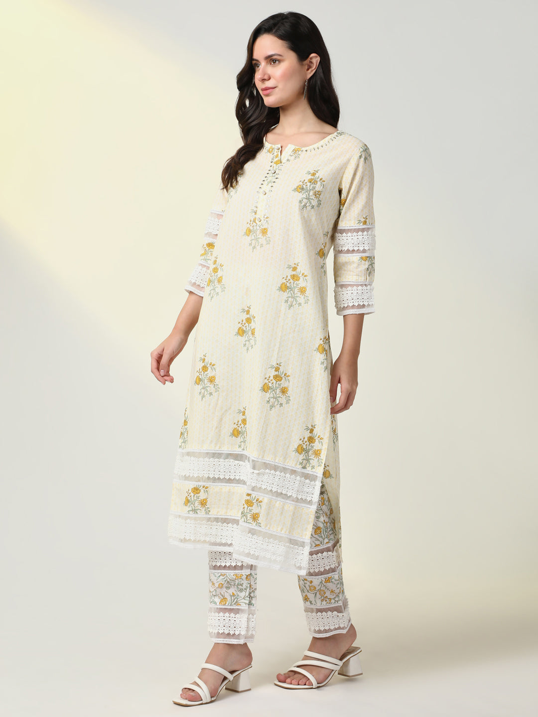 Women Cream Floral Kurta Set with Dupatta