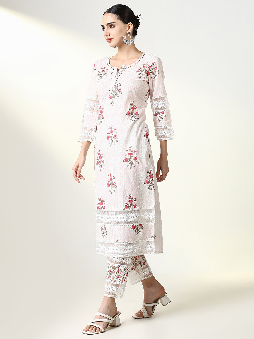 Women Floral Pink Straight Kurta Set with Dupatta