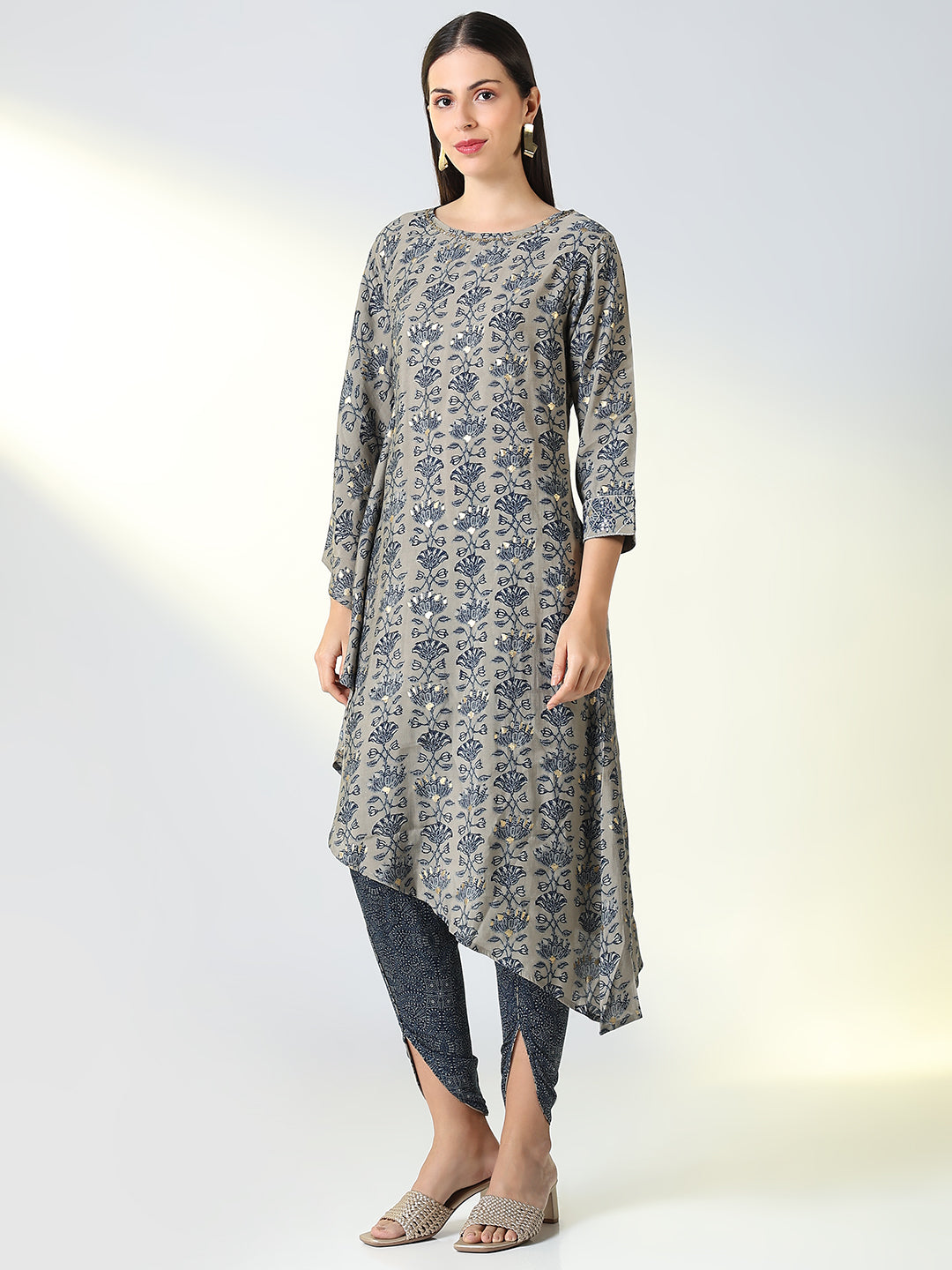 Women Grey Floral Asymmetric Kurta Set