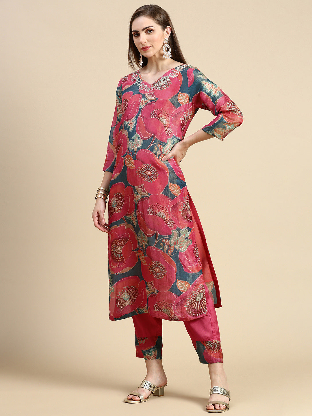 Women Floral Coral Straight Kurta Set with Dupatta