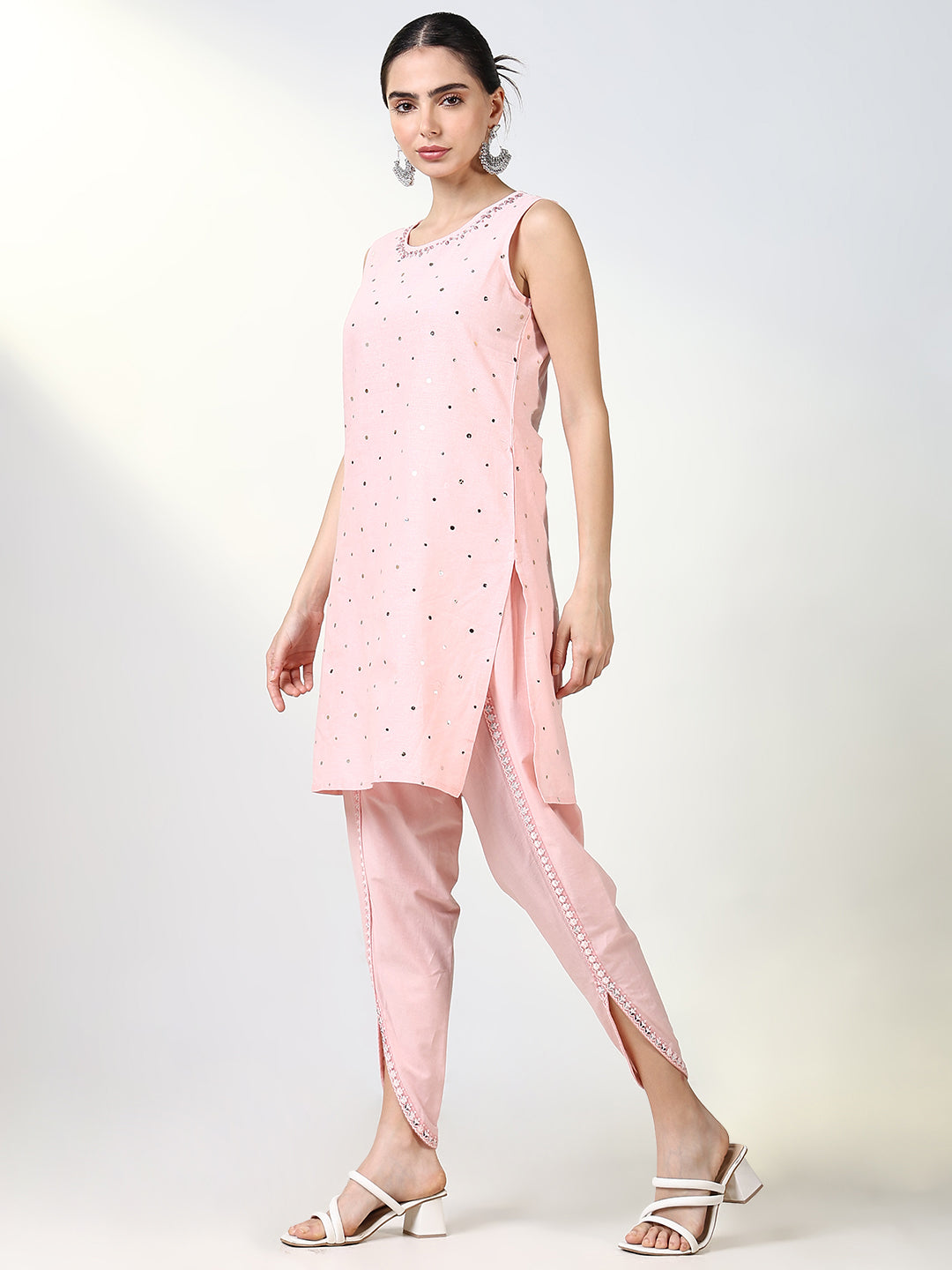 Women Solid Peach Straight Kurta Set with Overcoat