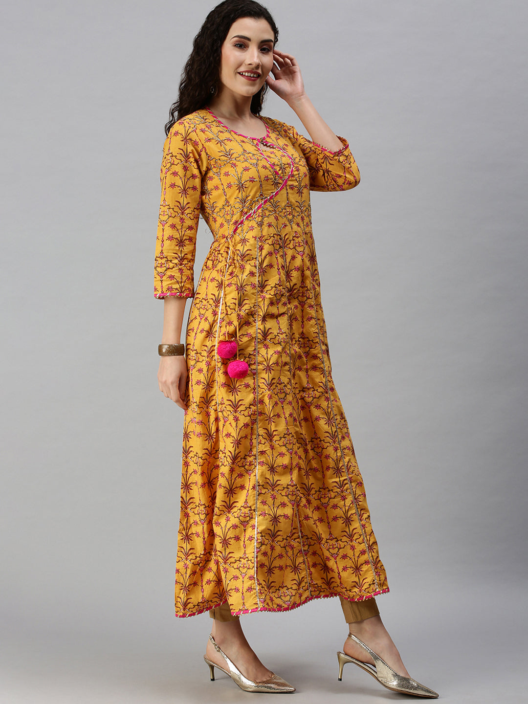 Women Printed Yellow Anarkali Kurta