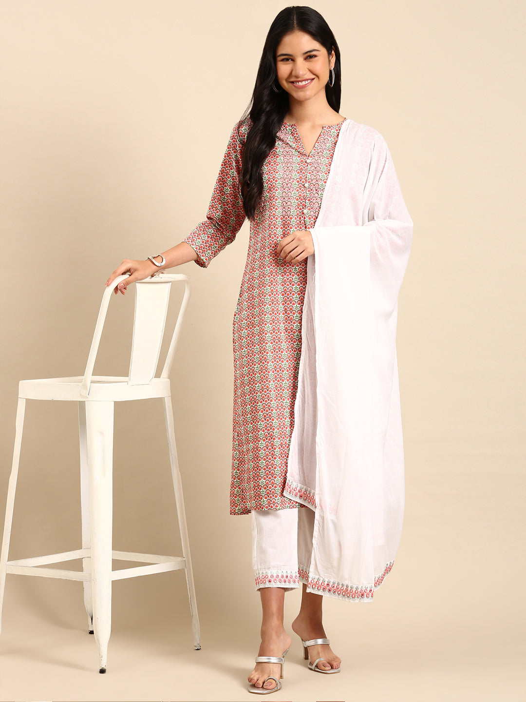 Women Floral Peach Straight Kurta Set with Dupatta