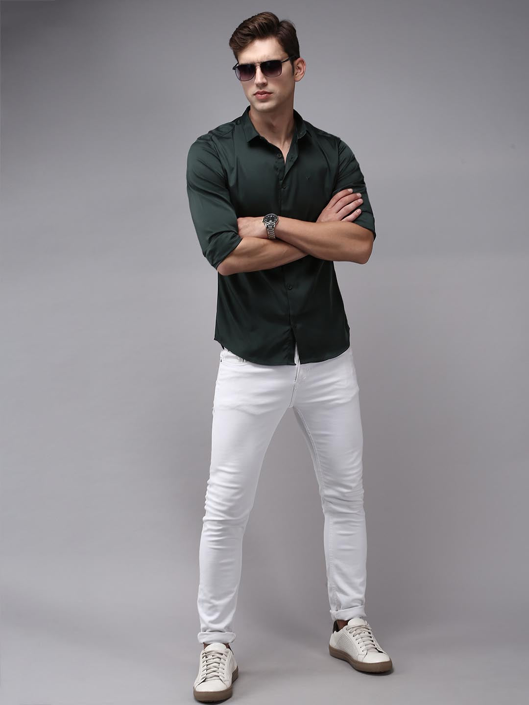Men's Green Solid Slim Fit Shirt