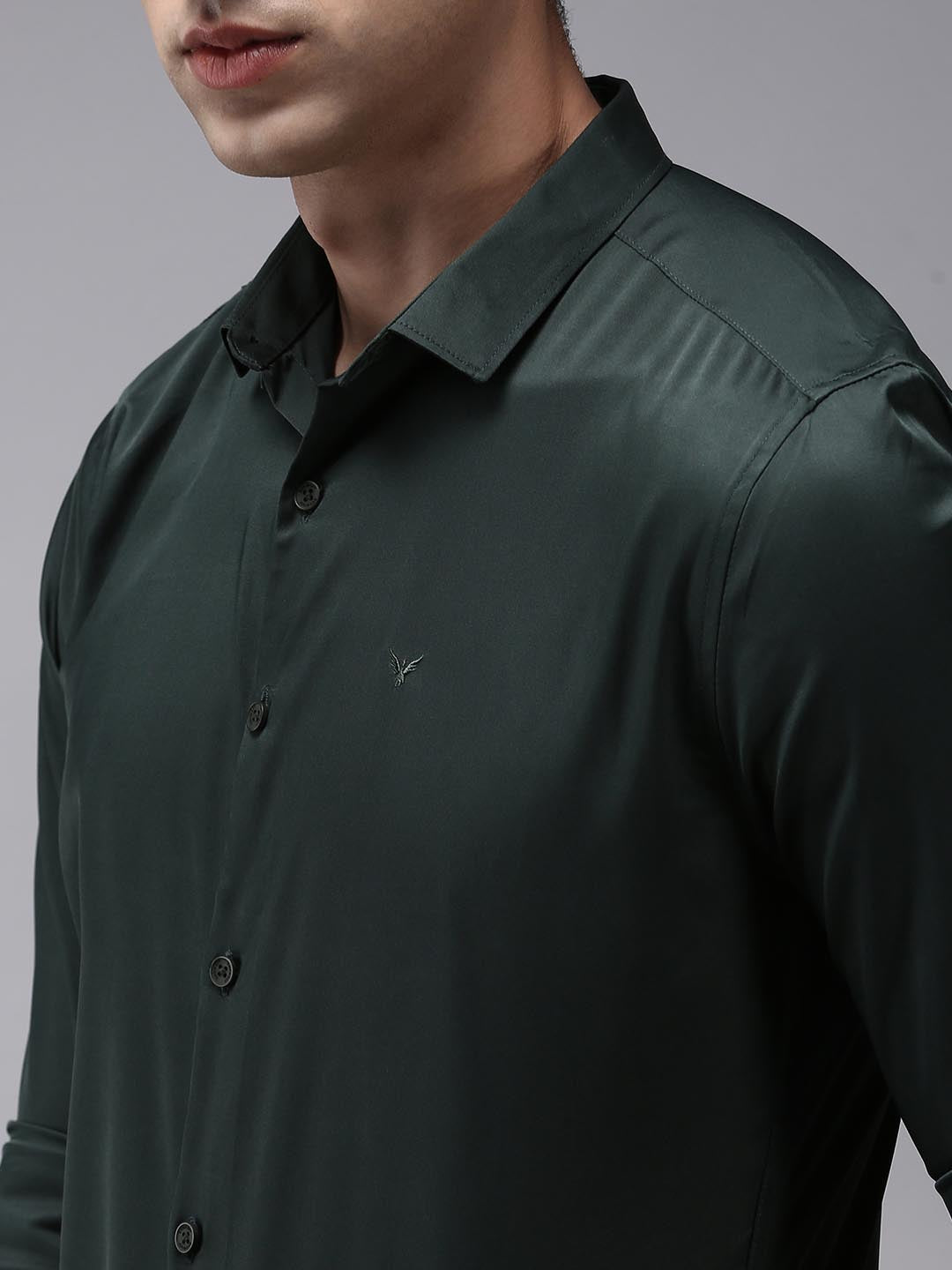Men's Green Solid Slim Fit Shirt