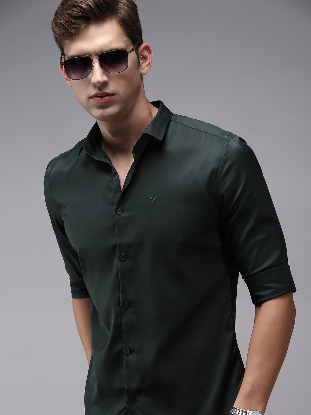 Men's Green Solid Slim Fit Shirt