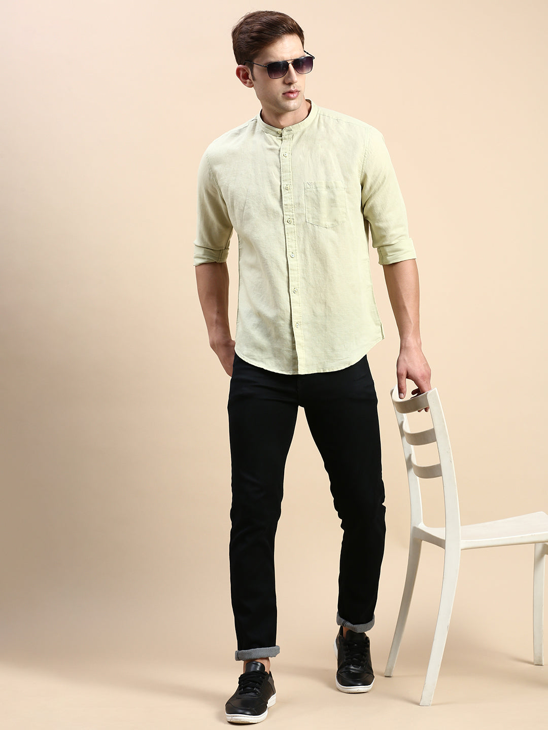 Men's Green Mandarin Collar Solid Slim Fit Shirt