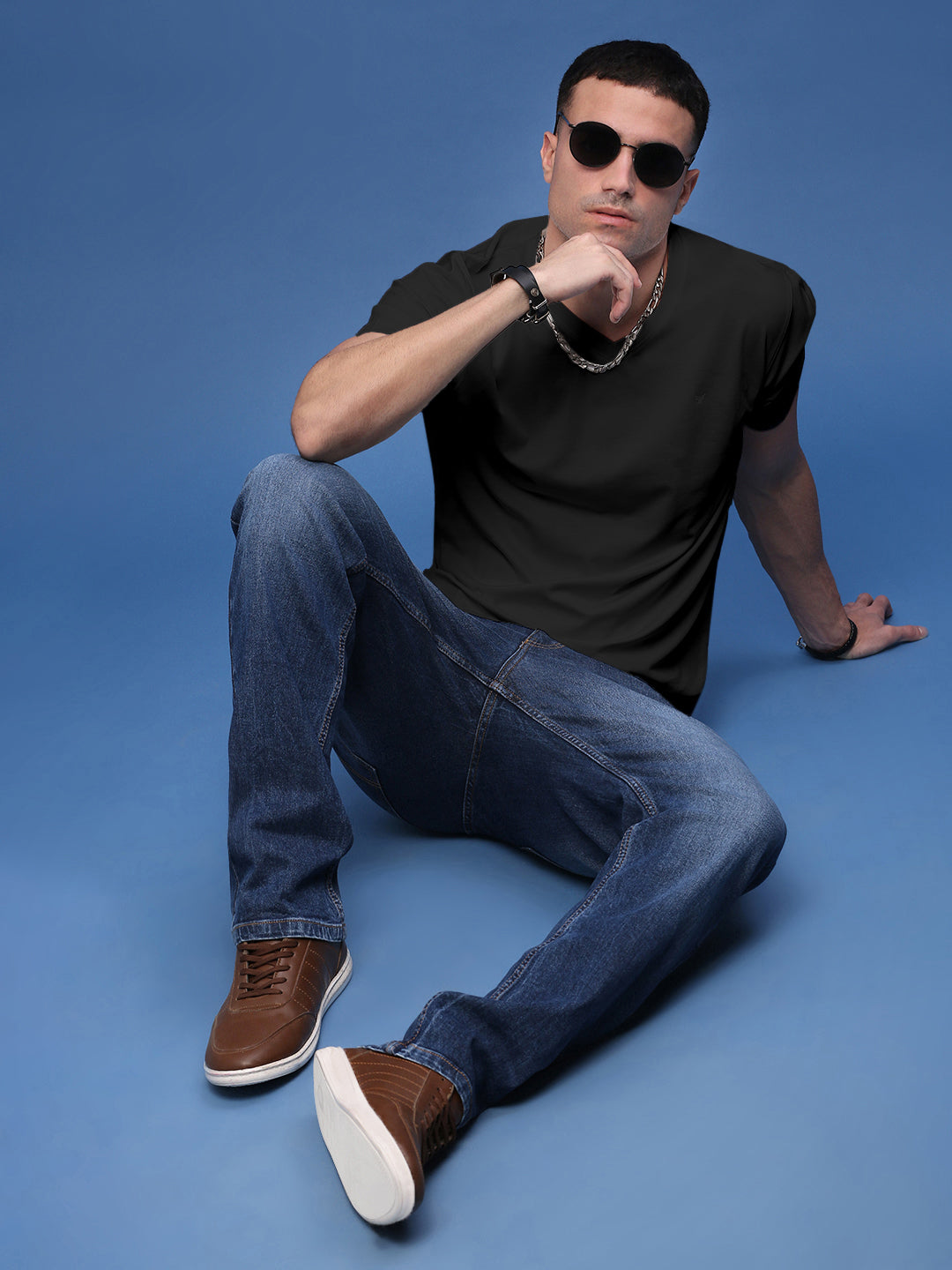 Men's V-Neck Black Slim Fit T-Shirt