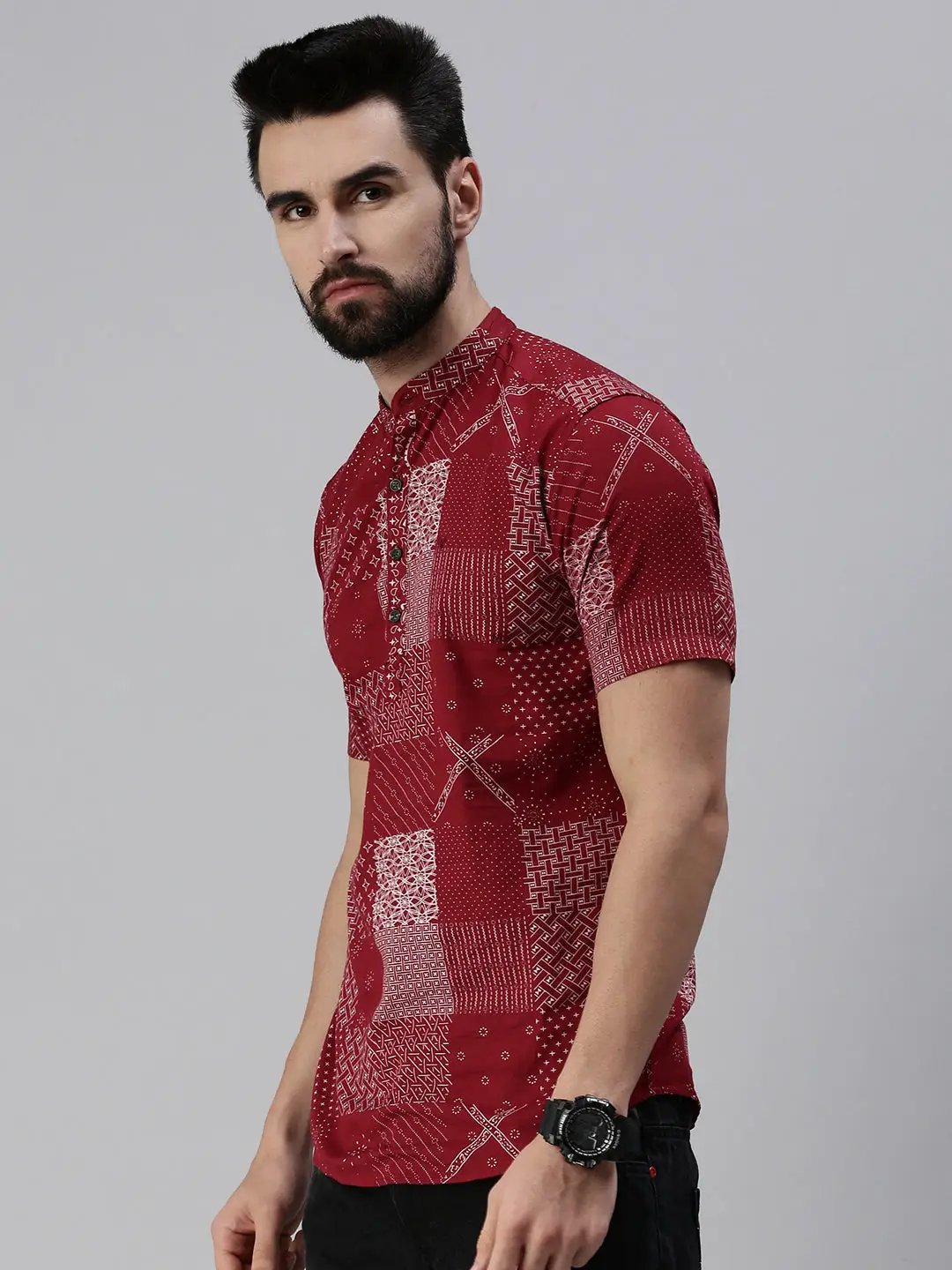 Men's Mandarin Collar Printed Maroon Straight Shirt