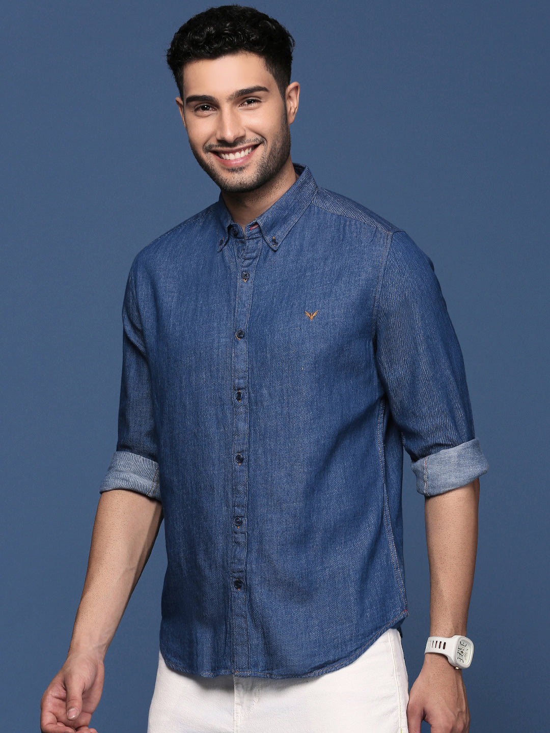 Men Solid Navy Blue Slim Fit Shirt