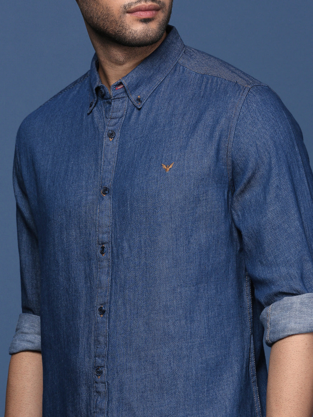 Men Solid Navy Blue Slim Fit Shirt