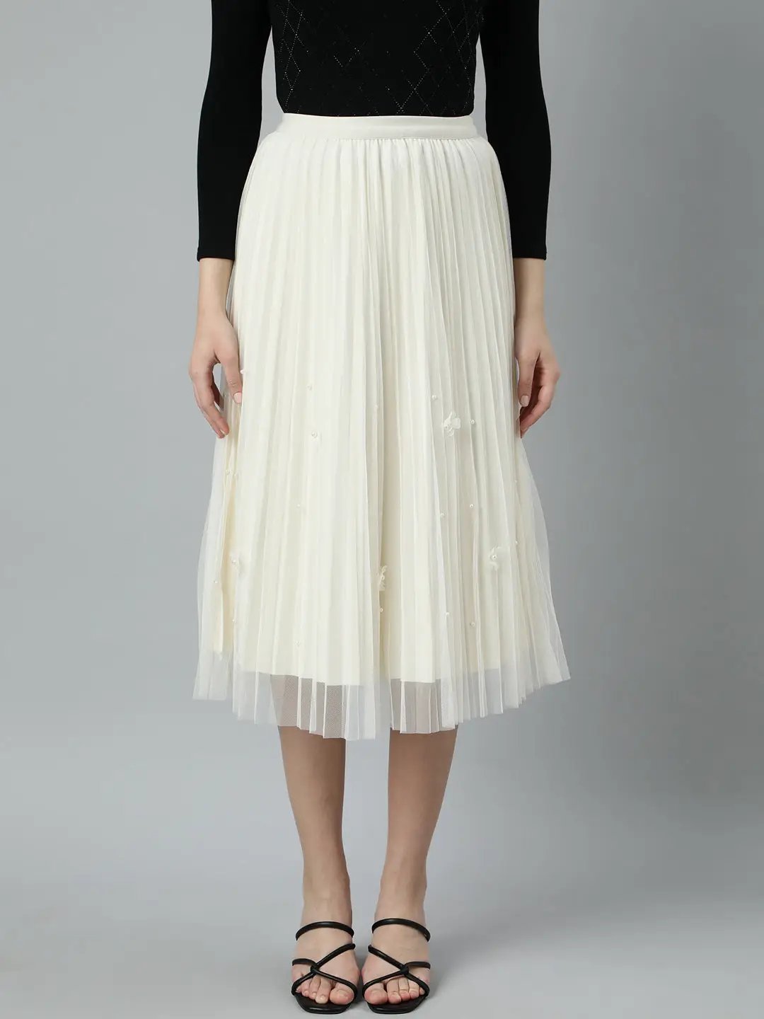 Women's Solid Flared Cream Midi Skirt