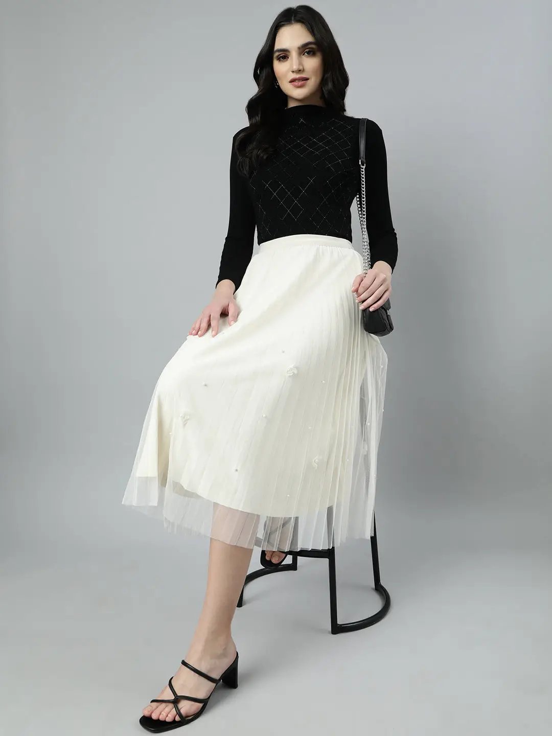 Women's Solid Flared Cream Midi Skirt