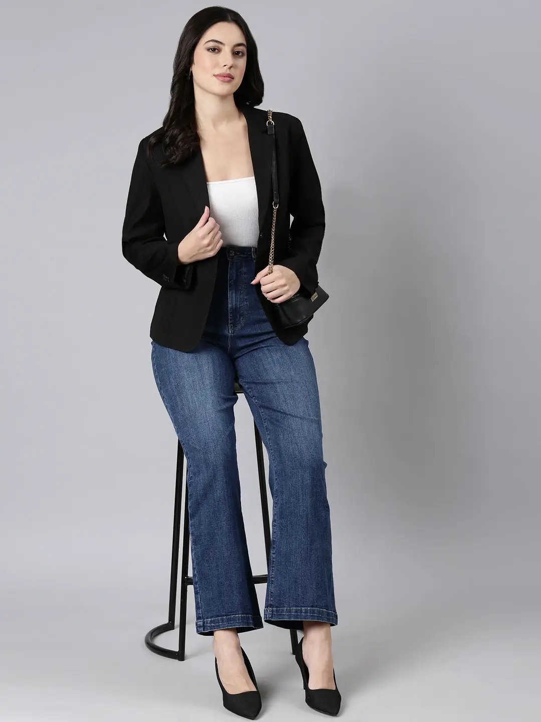 Women's Black Single-Breasted Blazer - from SHOWOFFFF