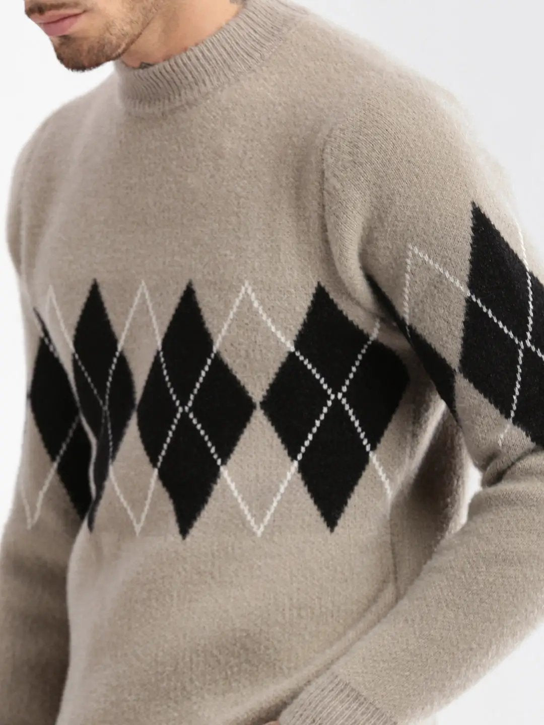 Men's Round Neck Argyle Beige Pullover