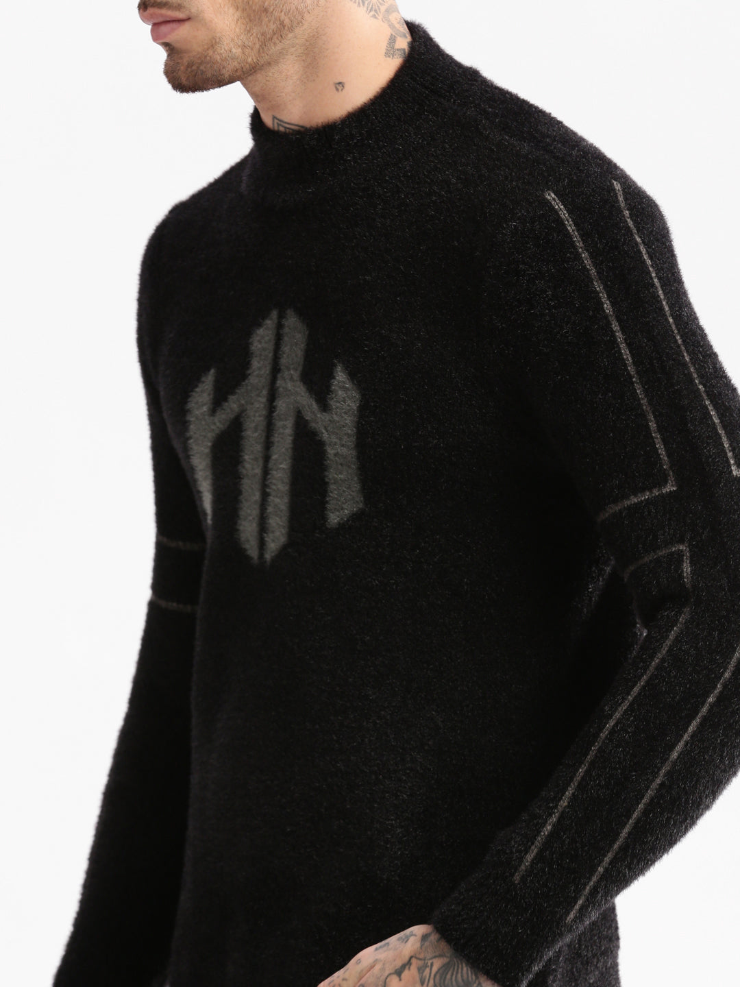 Men Round Neck Solid Black Pullover