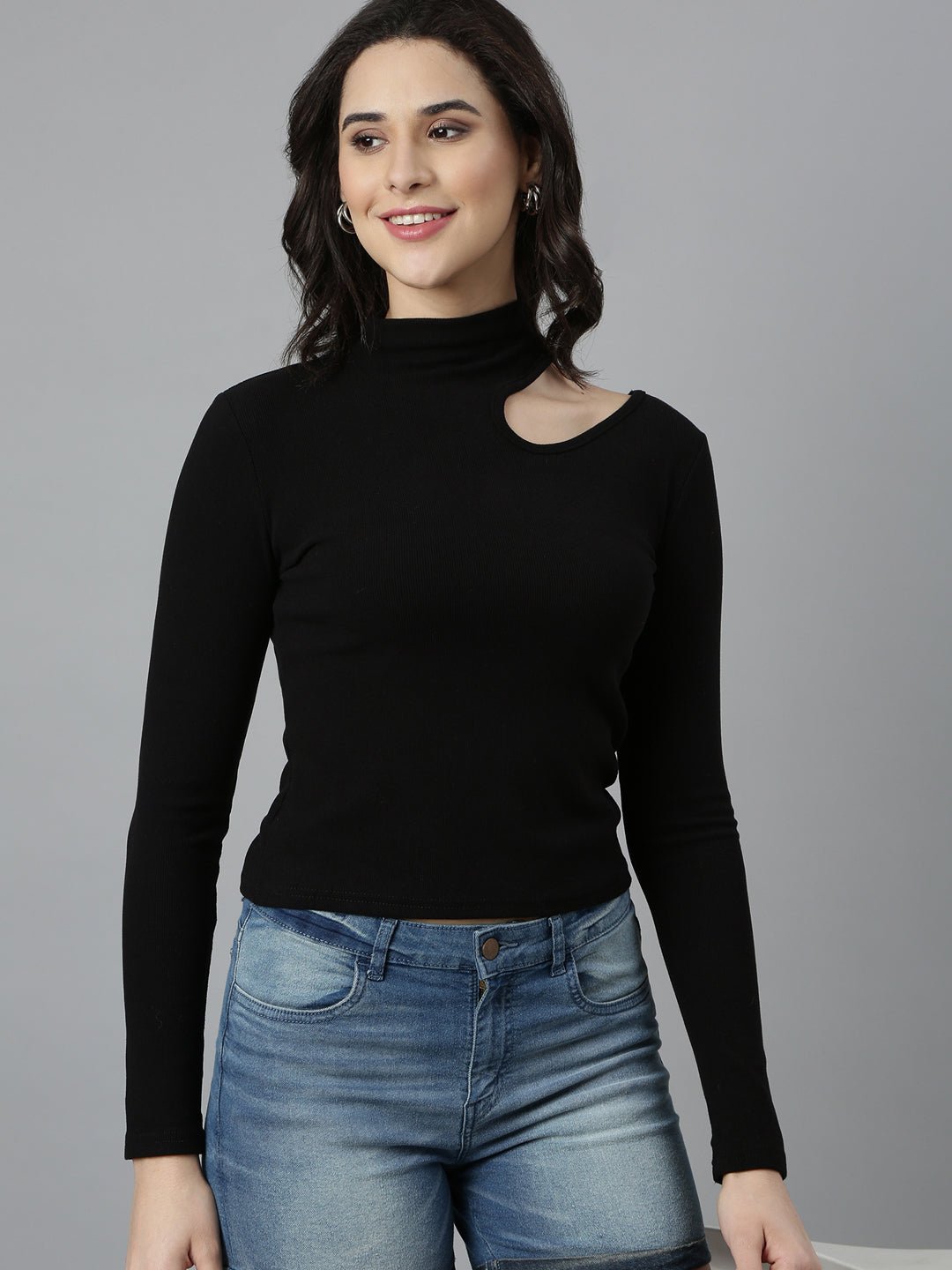 Women Solid Black Top