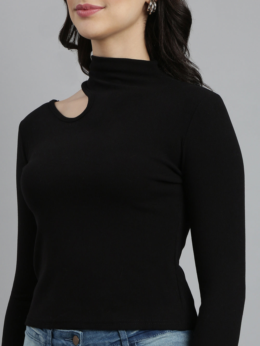 Women Solid Black Top