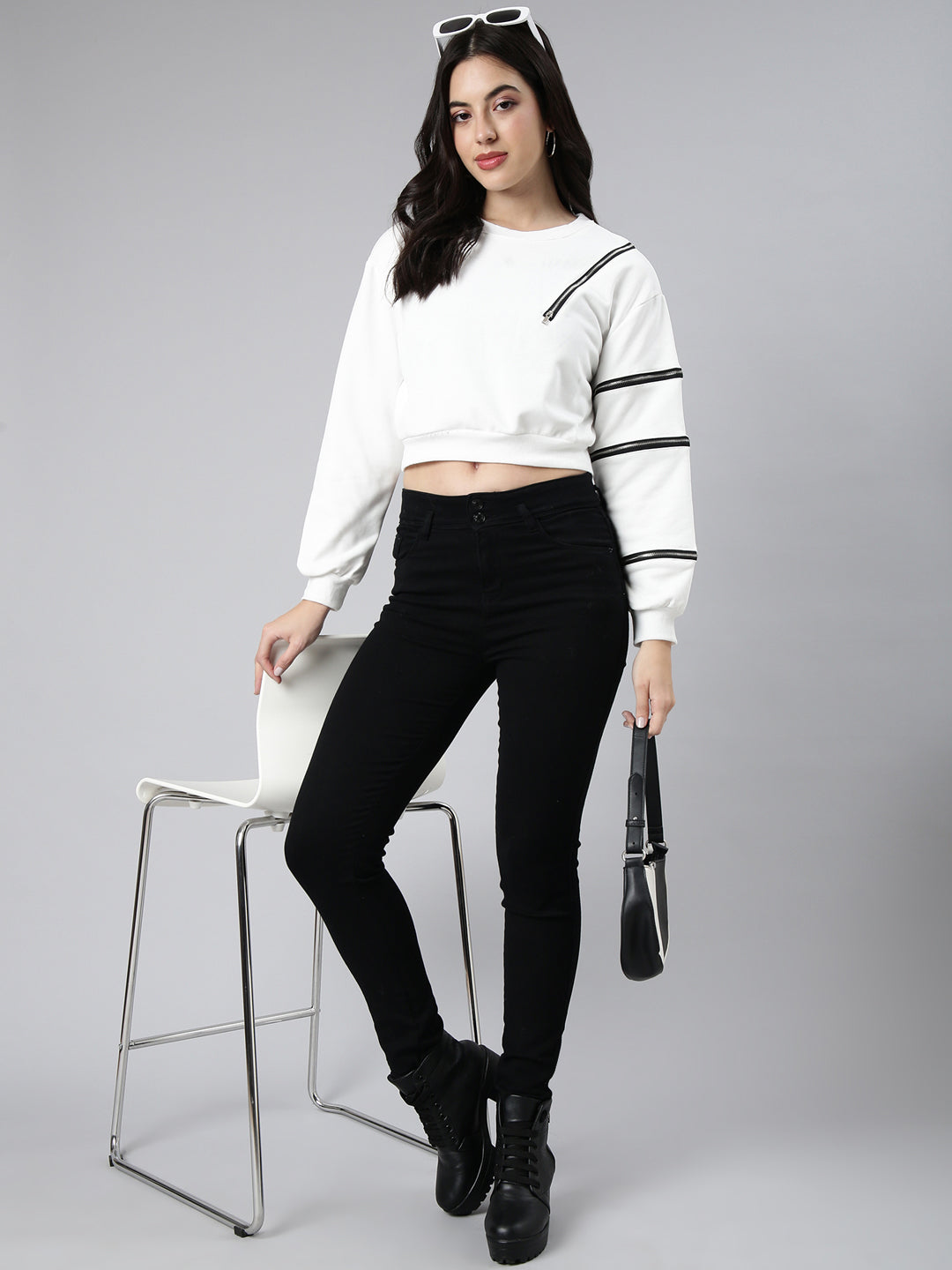 Women Solid White Crop Sweatshirt