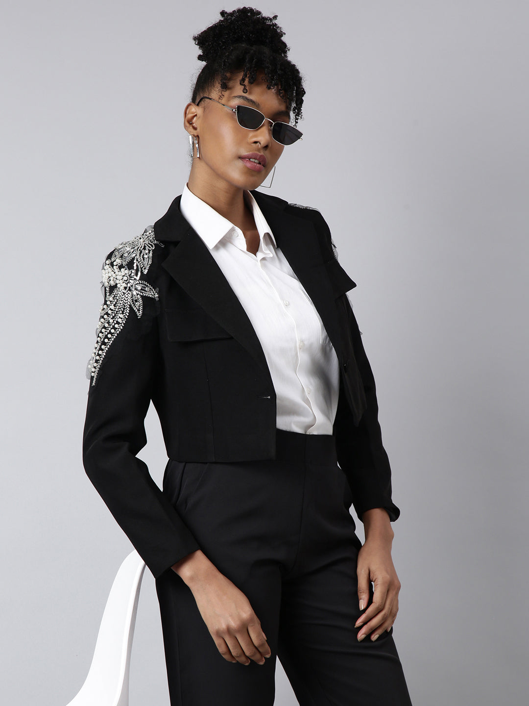 Women's Black Solid Single Breasted Crop Blazer