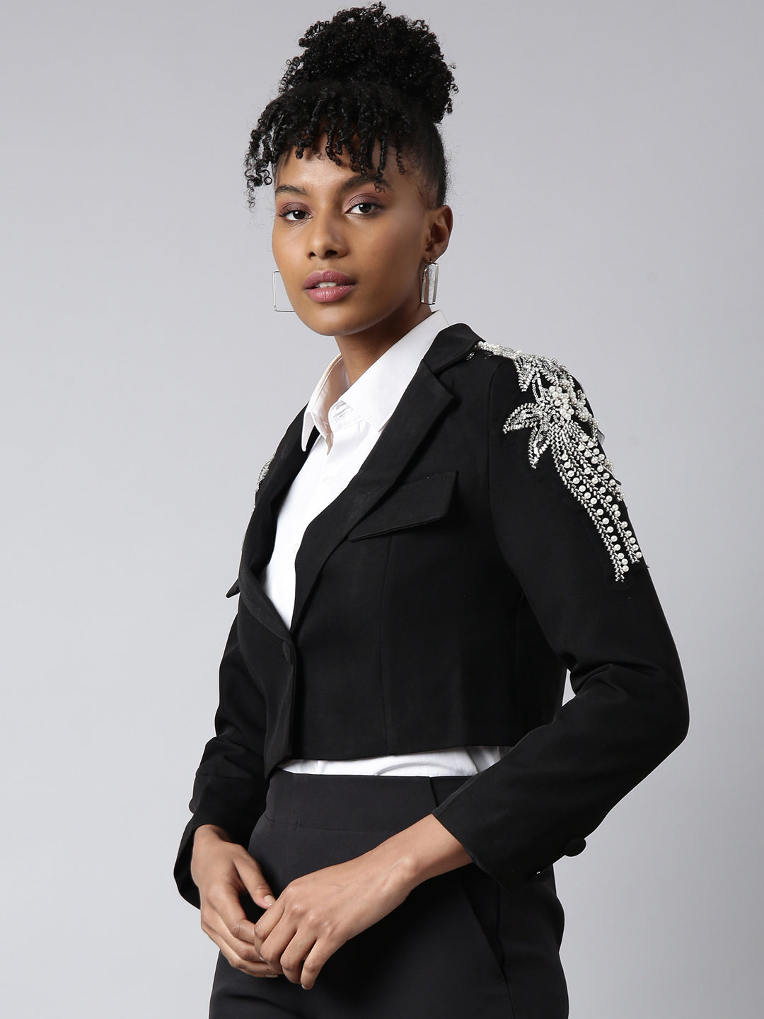 Women's Black Solid Single Breasted Crop Blazer