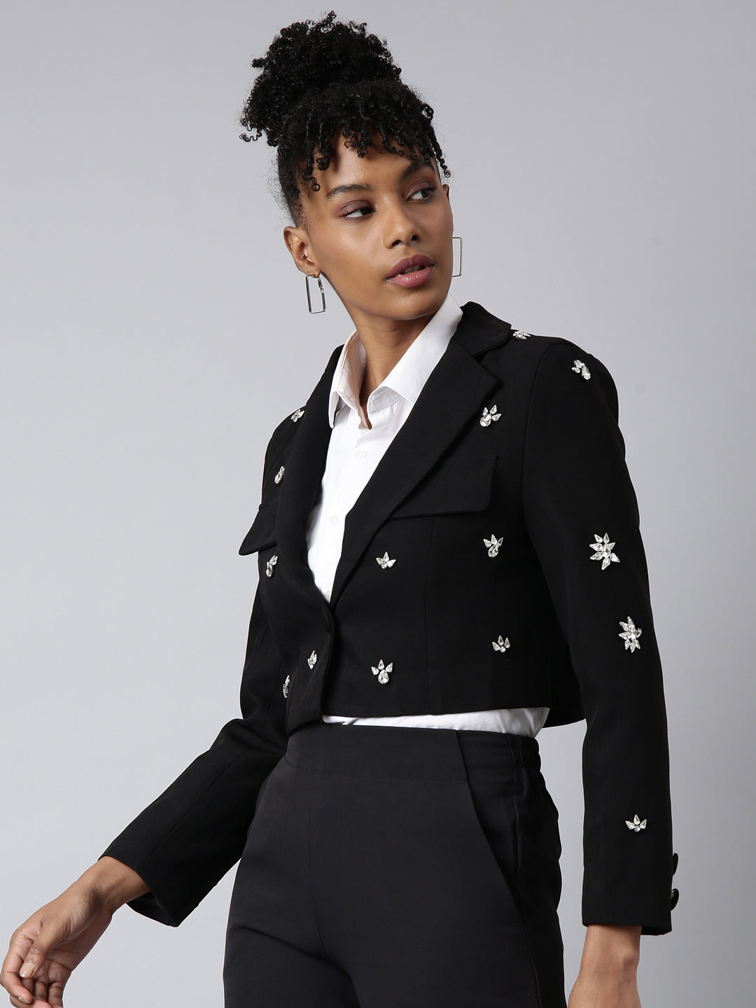 Women's Black Embellished Single-Breasted Cotton Crop Blazer