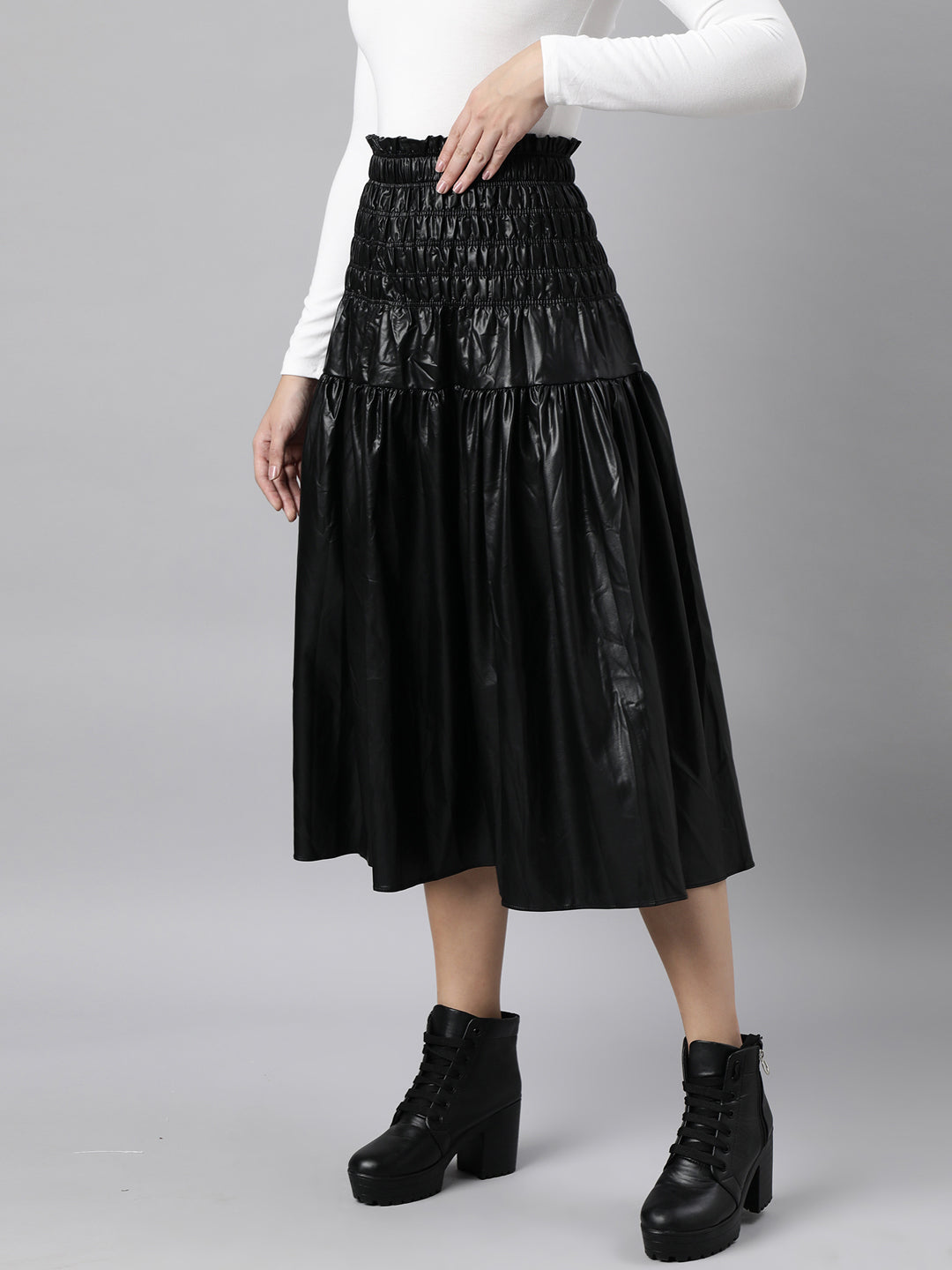 Women Solid Black Flared Midi Skirt