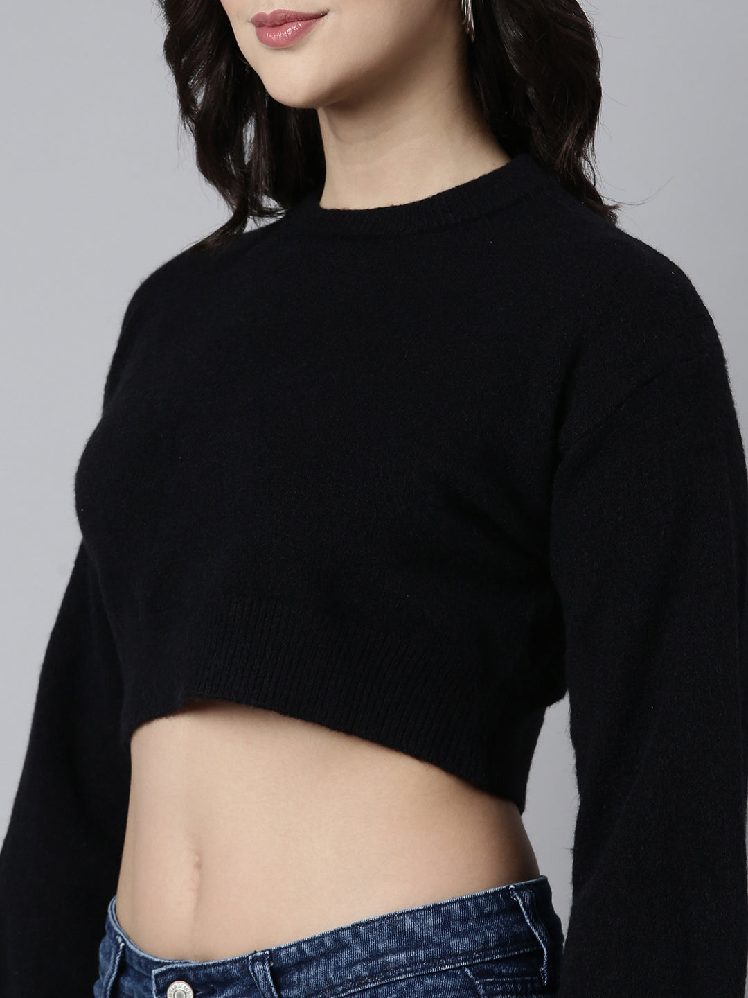 Women Solid Black Crop Top