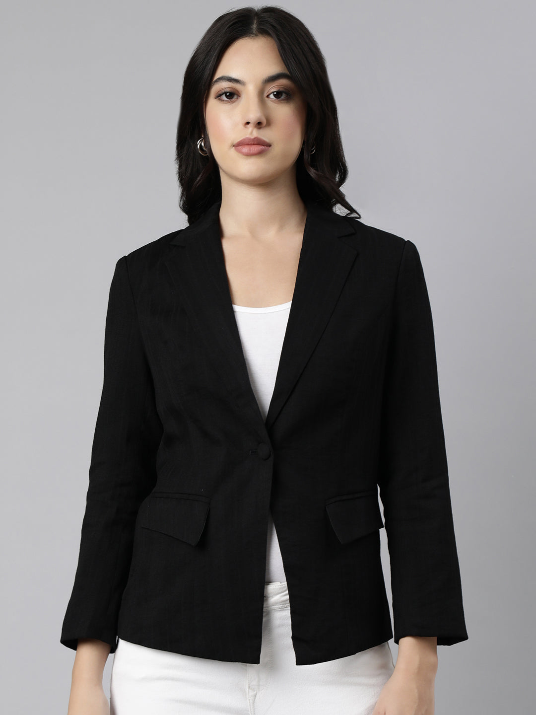 Women Black Single-Breasted Blazer