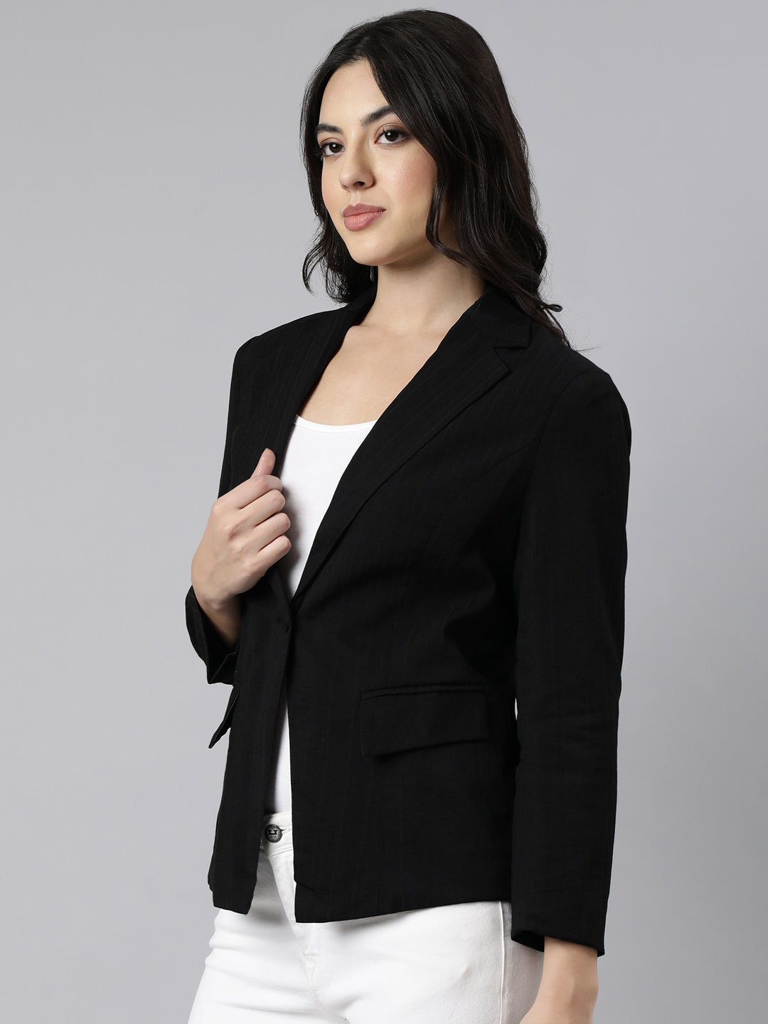 Women Black Single-Breasted Blazer