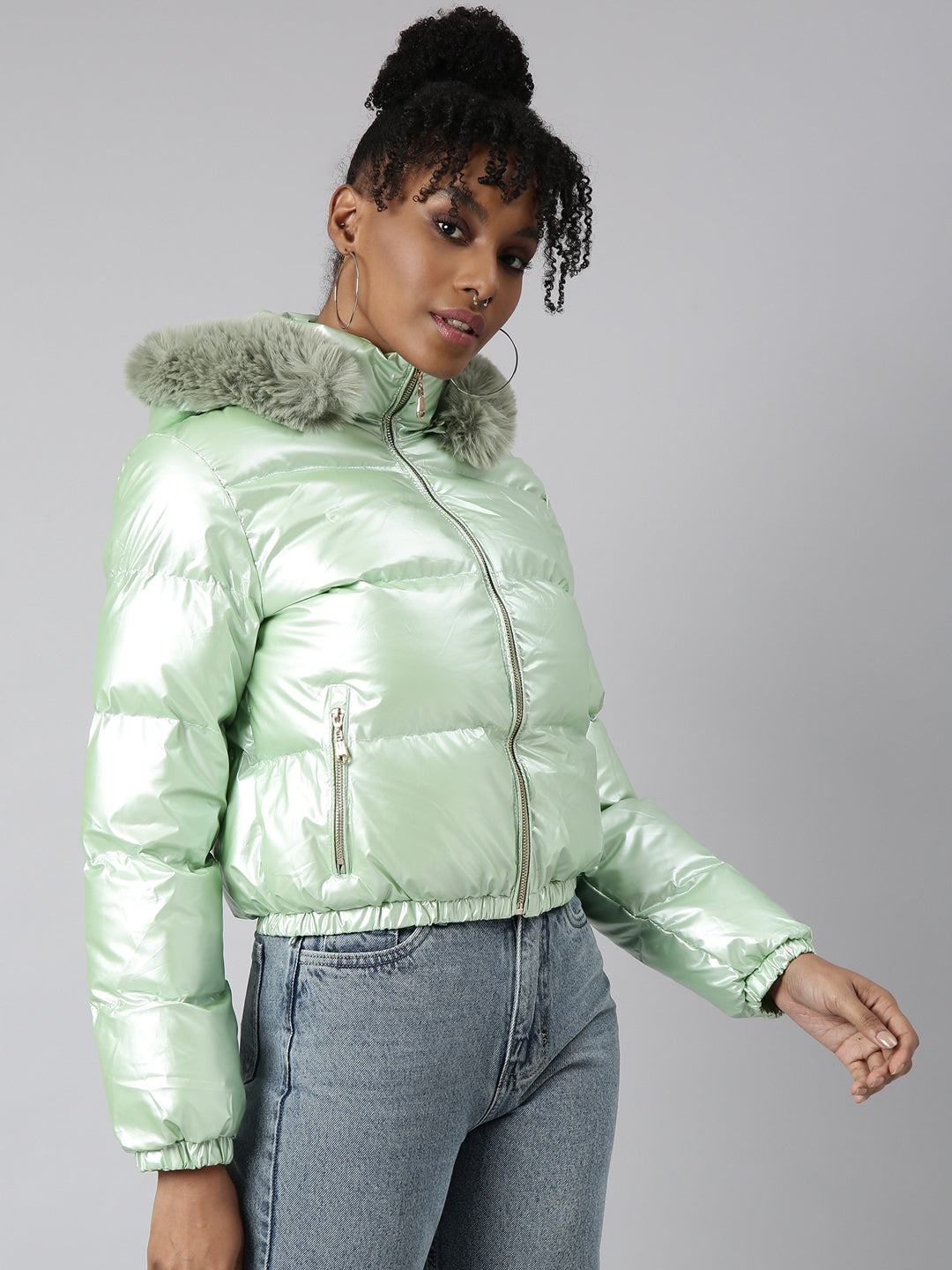 Women Solid Green Puffer Jacket Comes with Detachable Hood