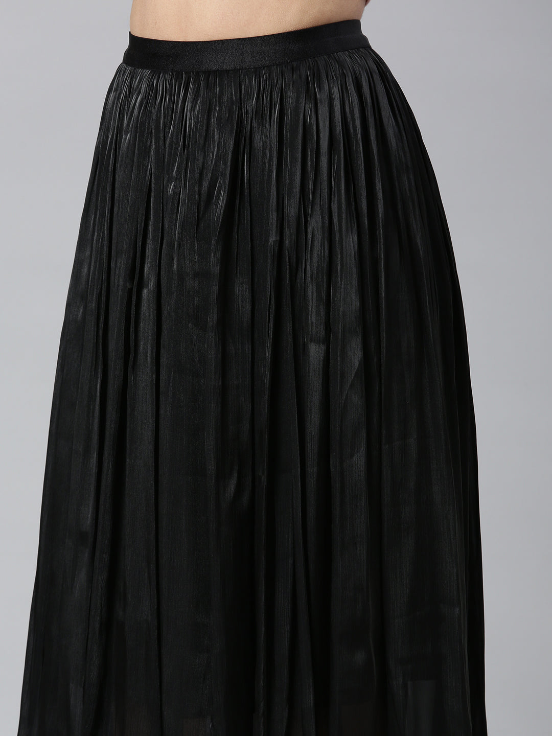 Women Solid Black Flared Midi Skirt