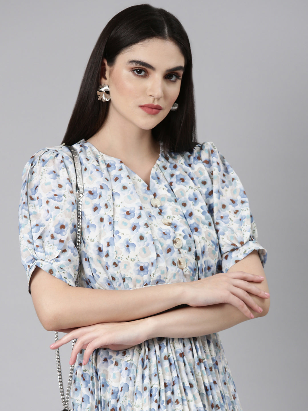 Women's Blue Floral Printed Sweetheart Neck Puff Sleeves Fit and Flare Dress