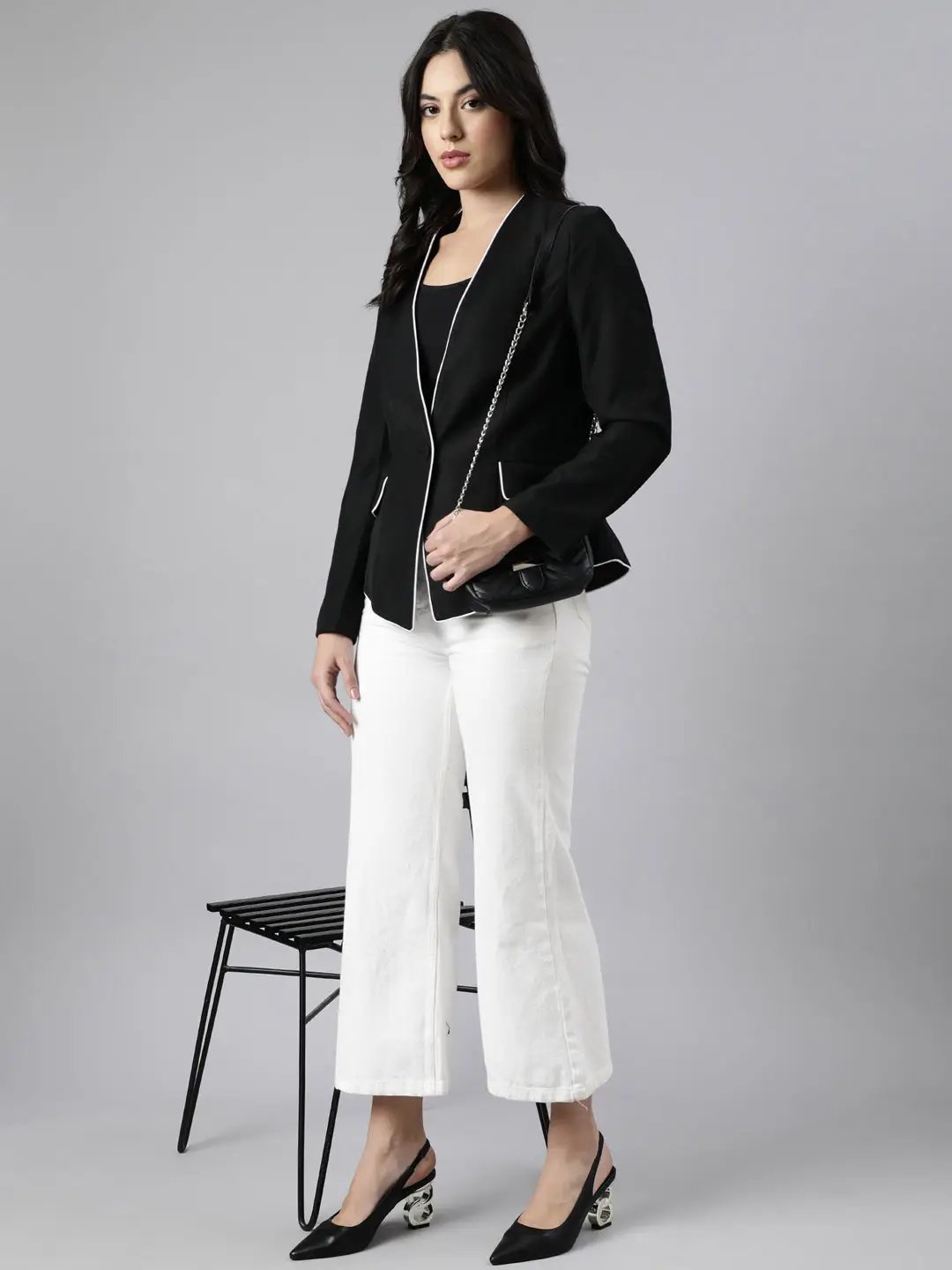 Women's Black Single-Breasted Blazer