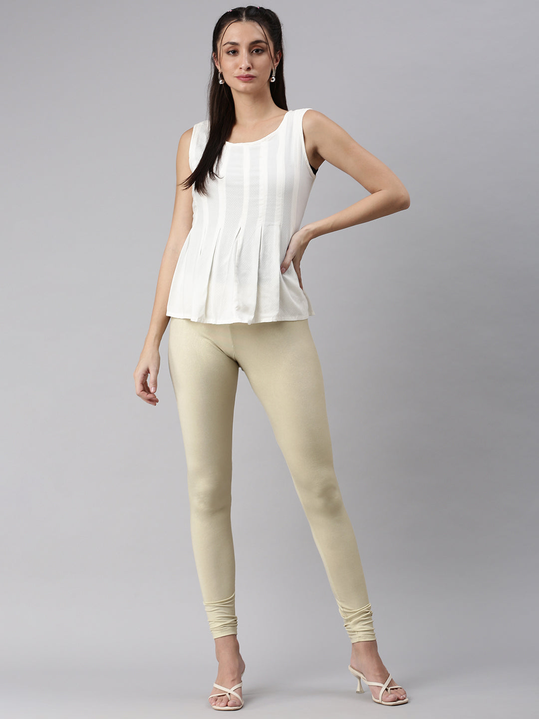 Women's Gold Solid Leggings