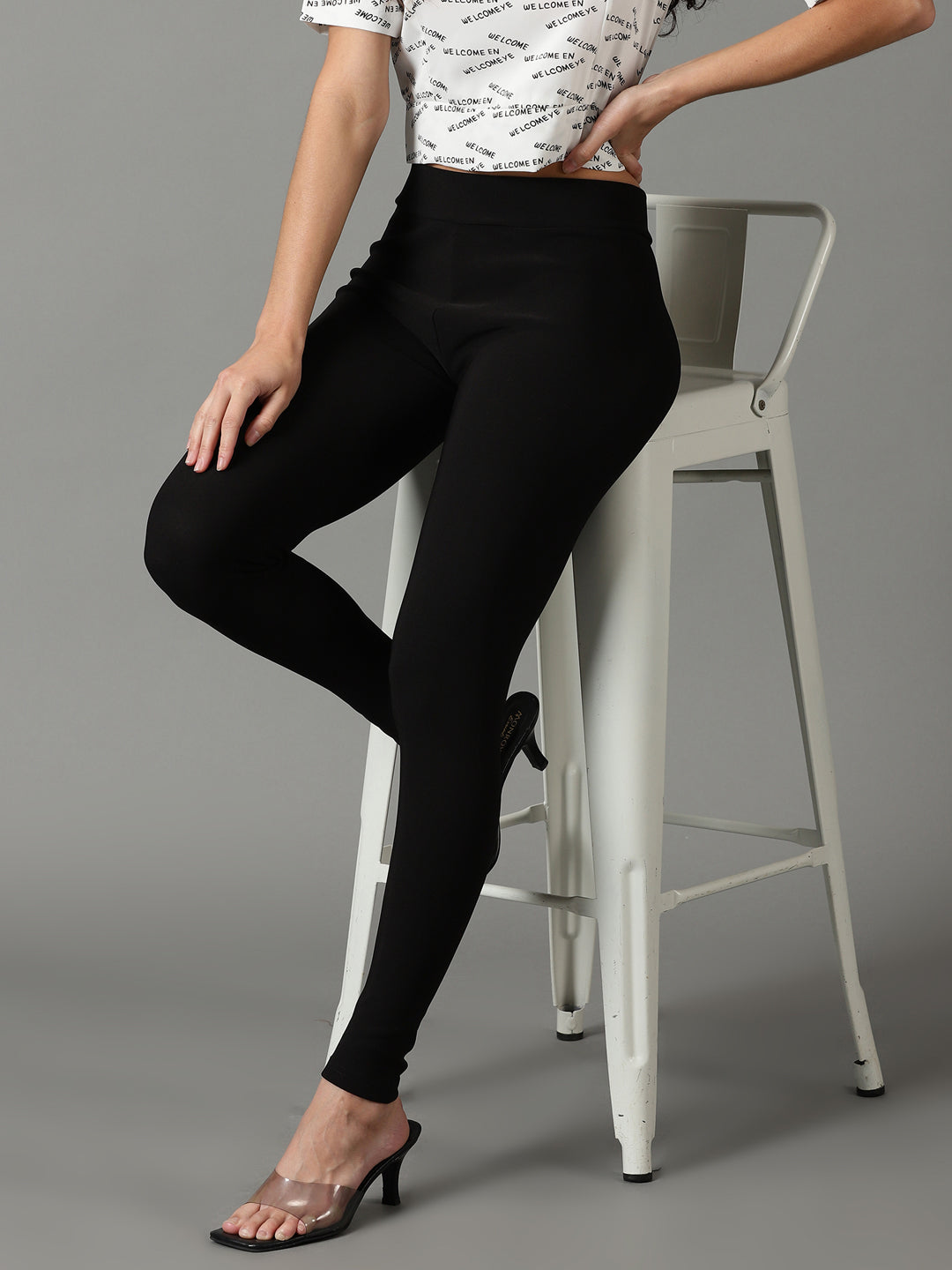 Women's Black Solid Leggings