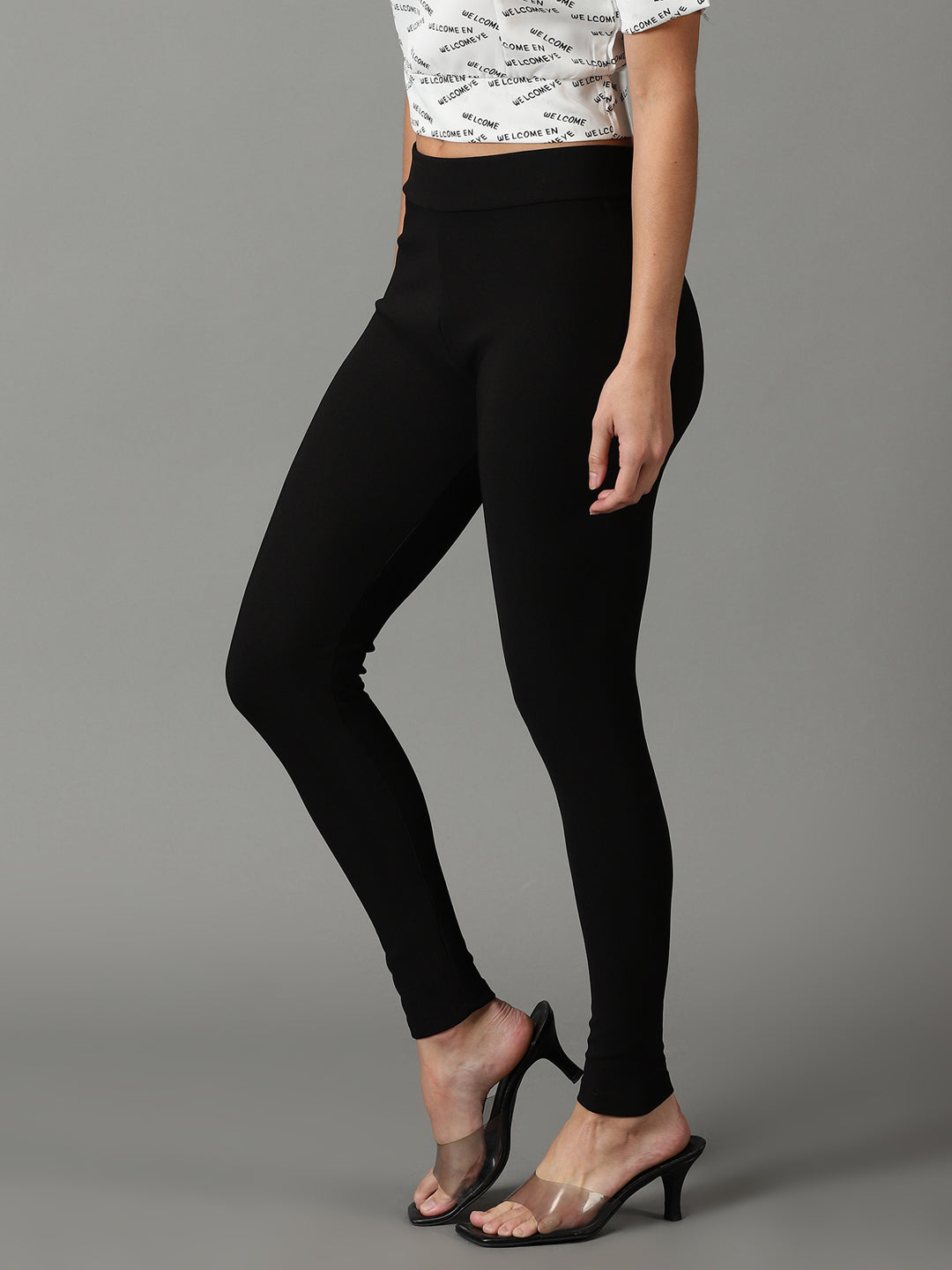 Women's Black Solid Leggings